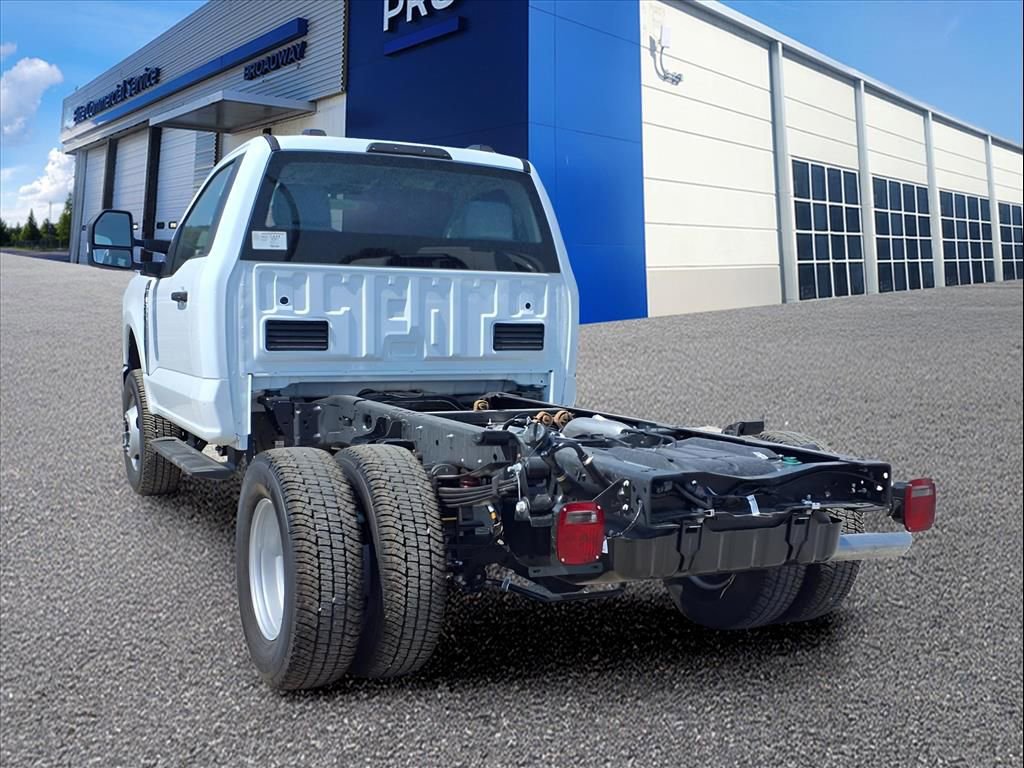 New 2025 Ford F350 XL w/ XL Chrome Package image 2