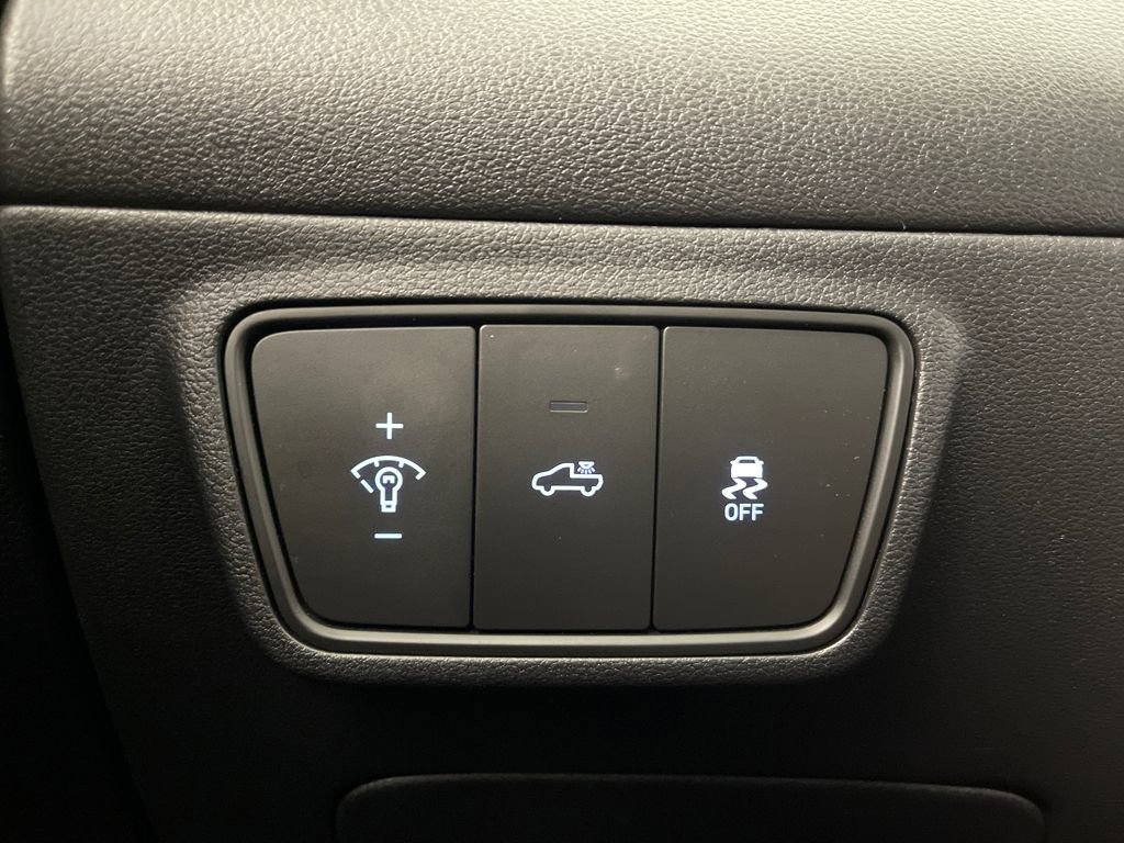 Certified 2023 Hyundai Santa Cruz SEL Premium image 30