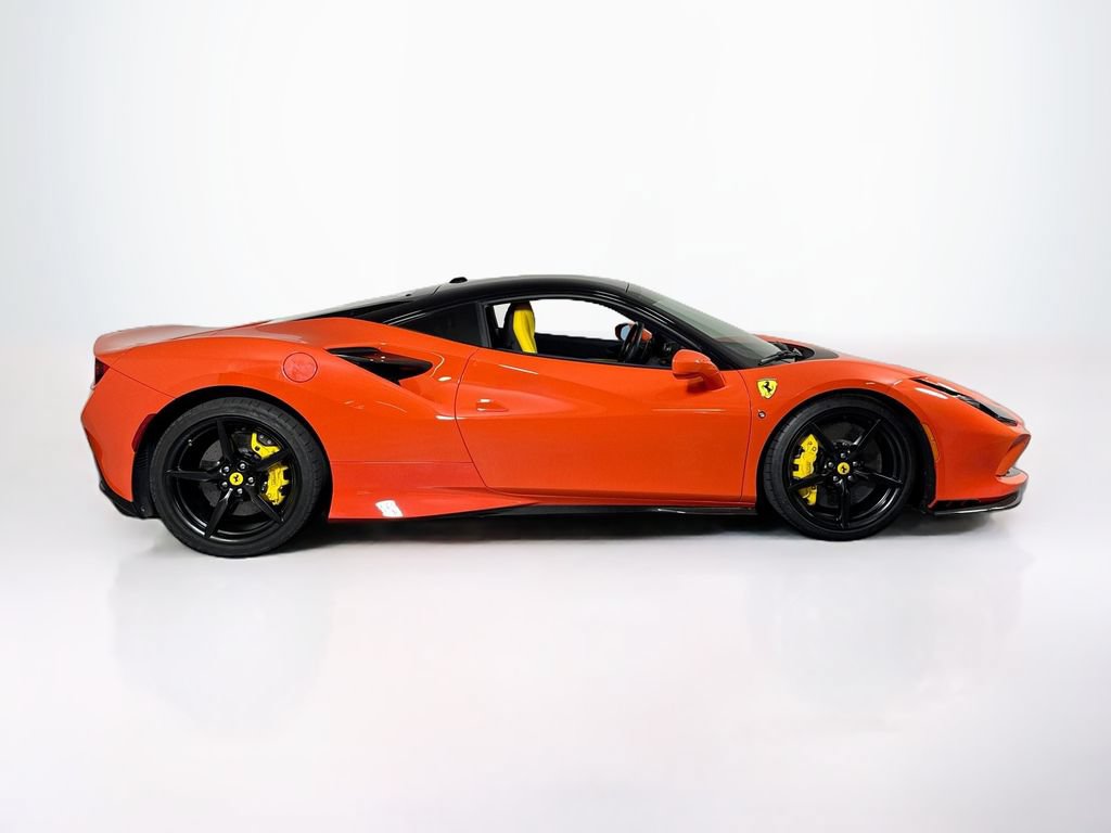 Used 2021 Ferrari F8 Tributo RWD image 10