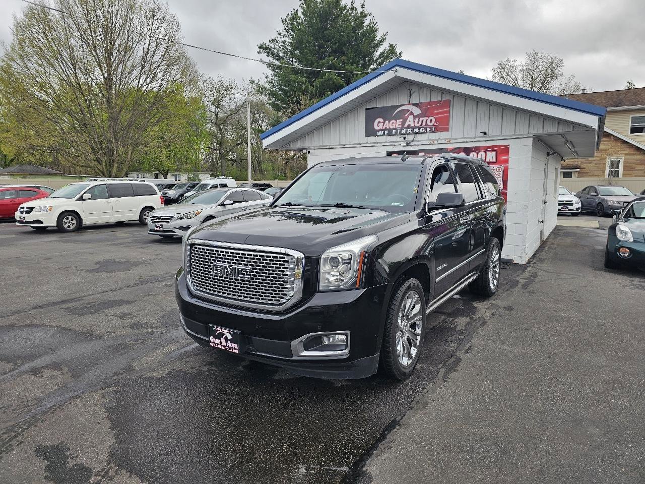 Used 2015 GMC Yukon Denali w/ Touring Package image 4