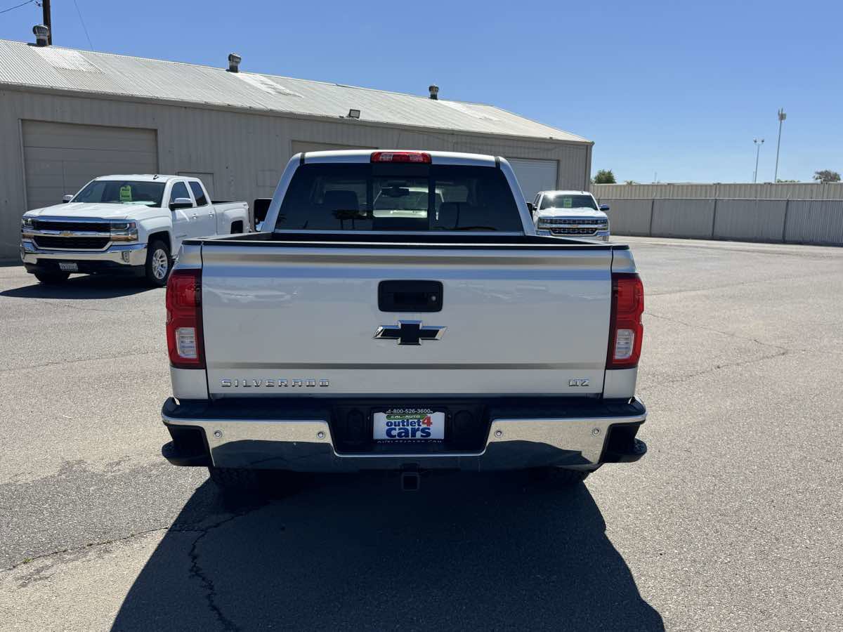 Used 2017 Chevrolet Silverado 1500 LTZ w/ LTZ Plus Package AWD/4WD image 8