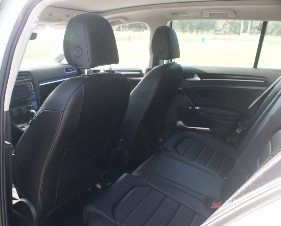 Used 2017 Volkswagen Golf SE FWD image 11