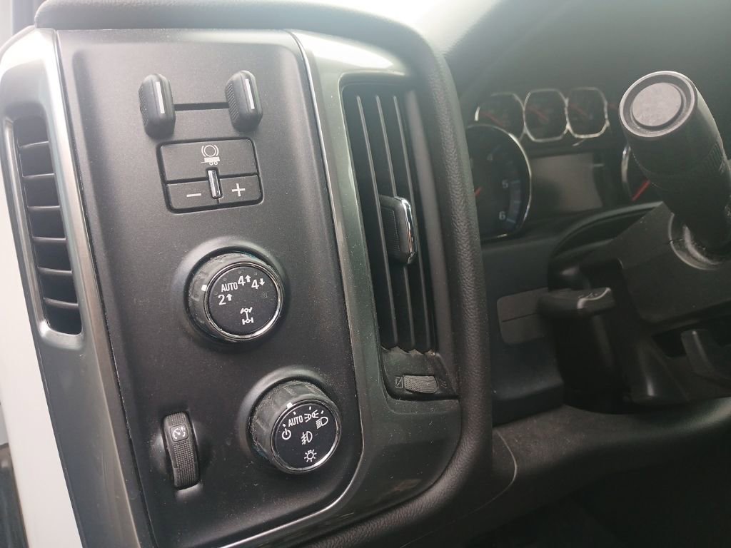 Used 2017 Chevrolet Silverado 1500 LT w/ All Star Edition image 19