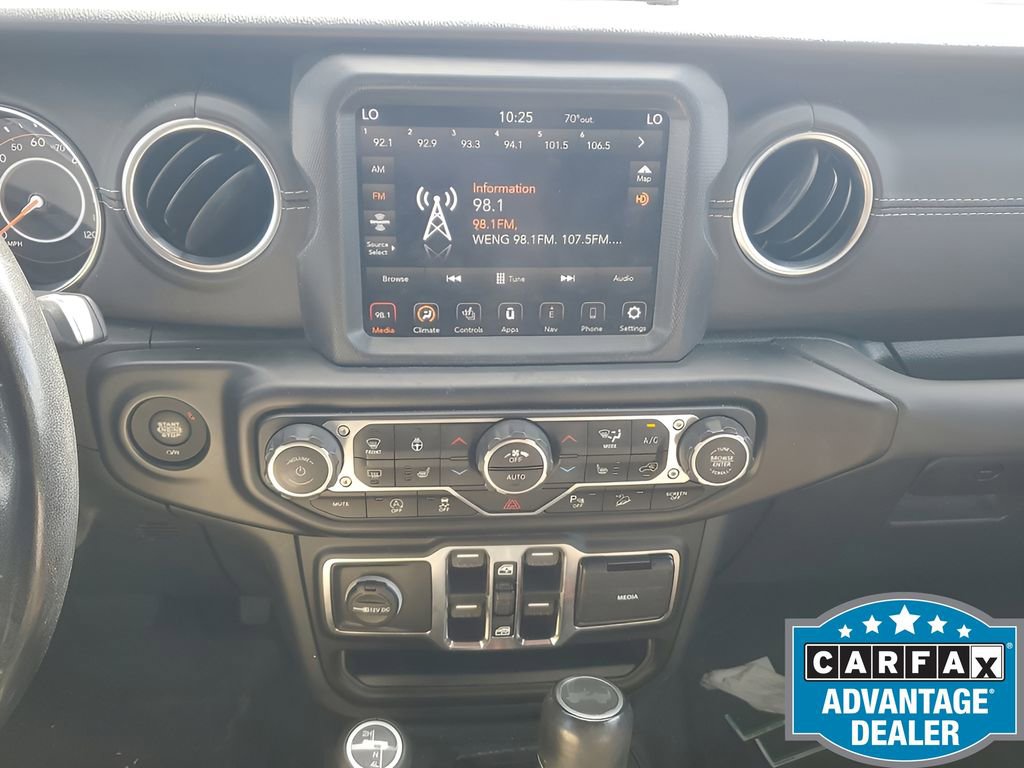 Used 2020 Jeep Wrangler Unlimited Sahara image 25
