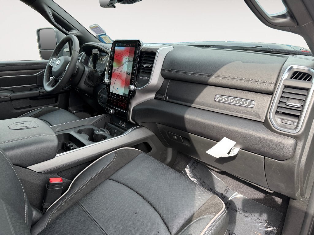 Used 2026 RAM 3500 Laramie AWD/4WD image 26