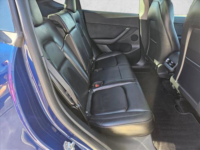 Used 2022 Tesla Model Y Performance image 21