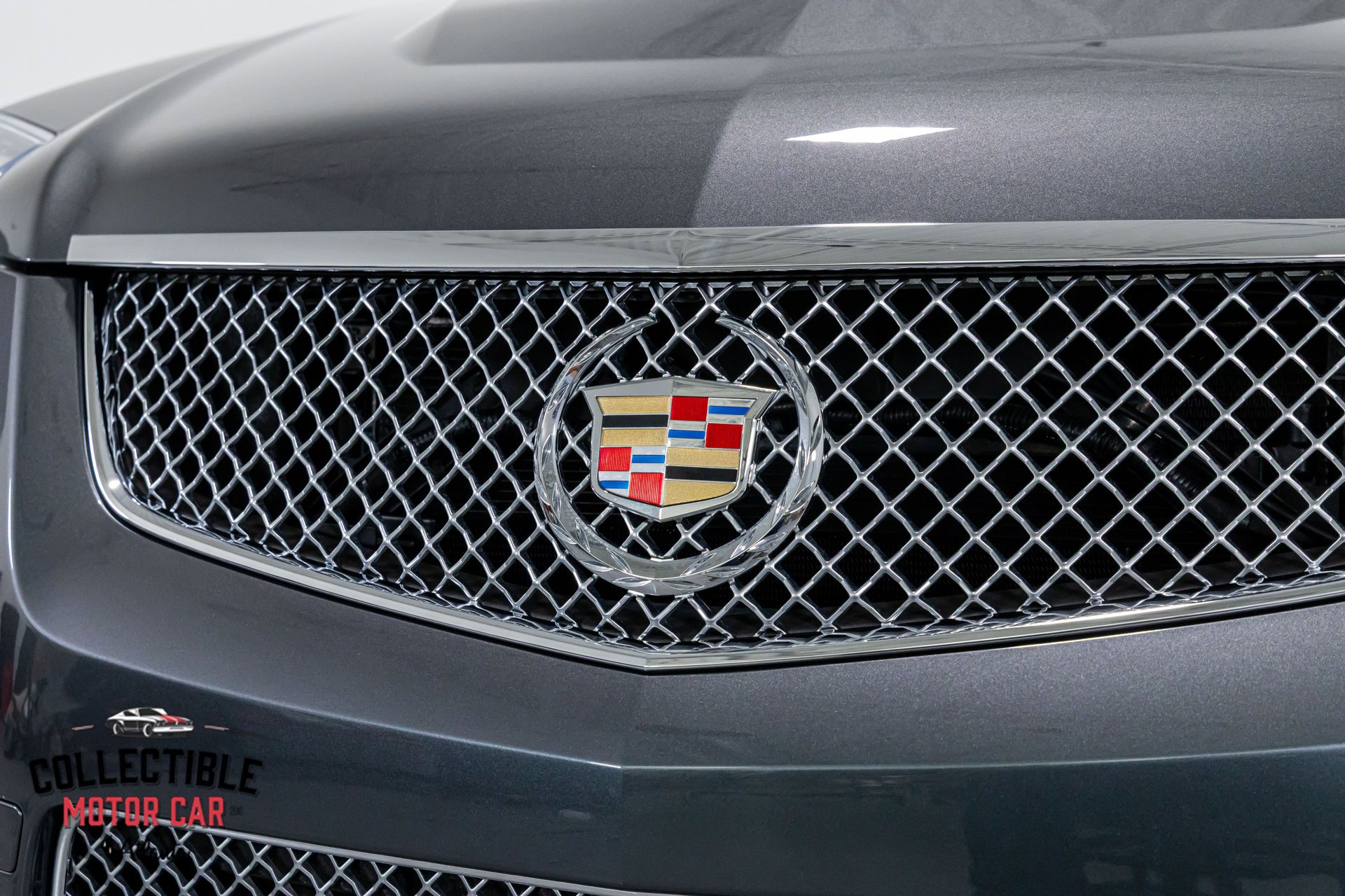 Used 2013 Cadillac CTS V w/ Wood Trim Package image 36