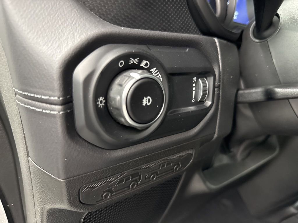 New 2025 Jeep Wrangler Rubicon w/ Convenience Group AWD/4WD image 14