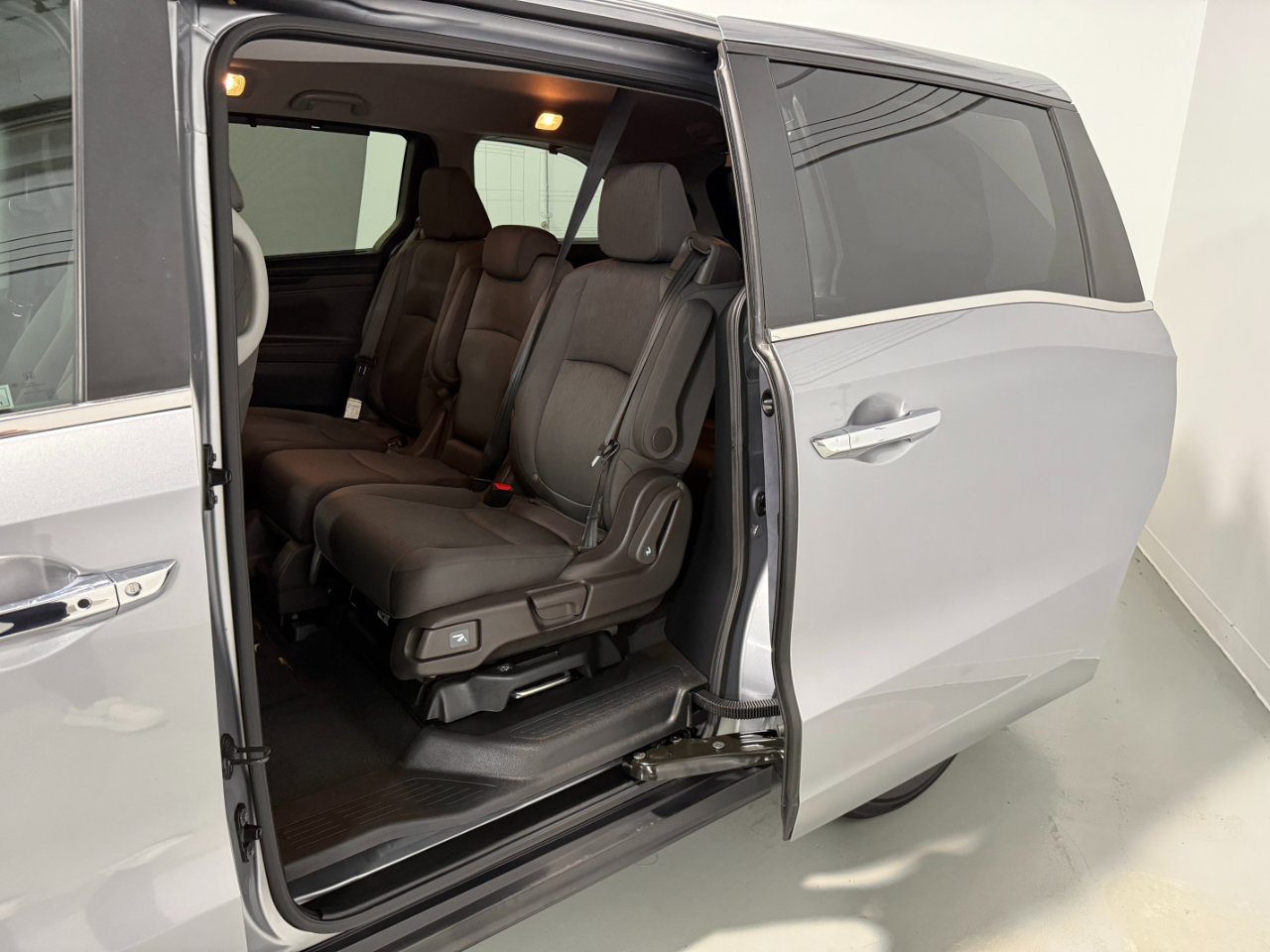 Used 2022 Honda Odyssey EX image 20