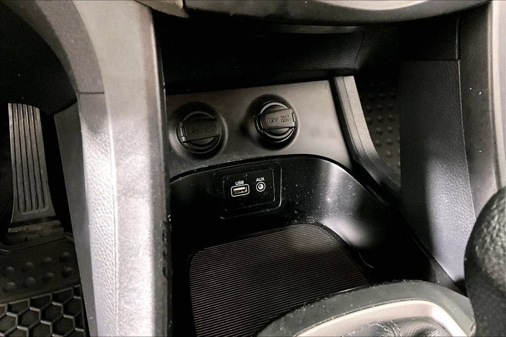 Used 2017 Hyundai Santa Fe Sport AWD/4WD image 14