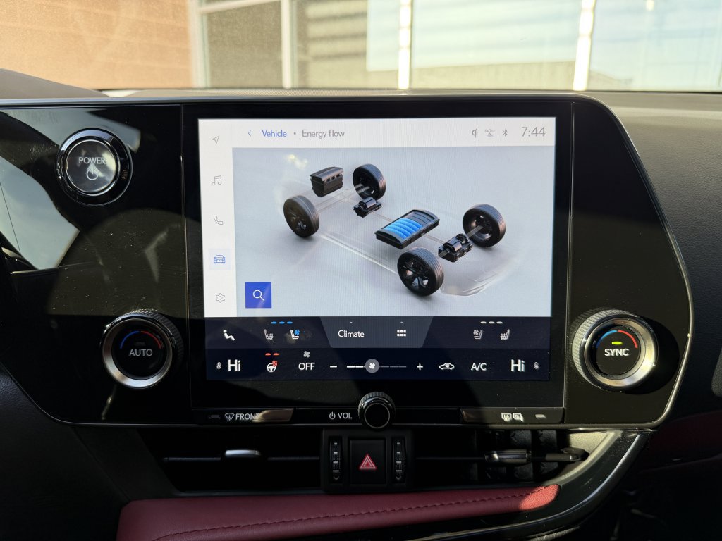 Used 2024 Lexus NX 350h AWD image 24