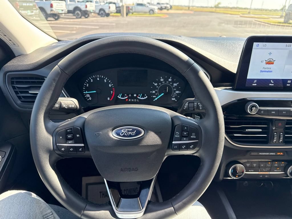 Used 2022 Ford Escape SE w/ Convenience Package FWD image 16