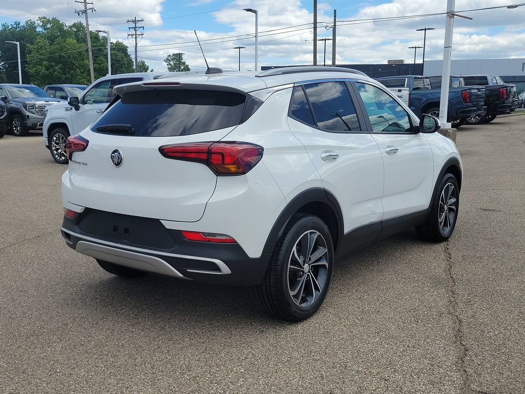 Used 2023 Buick Encore GX Select FWD image 4