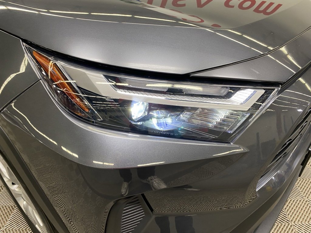 Used 2024 Toyota RAV4 LE image 4
