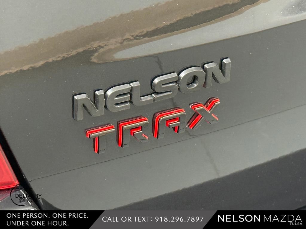 Used 2020 Chevrolet Trax LT w/ Redline Edition image 15