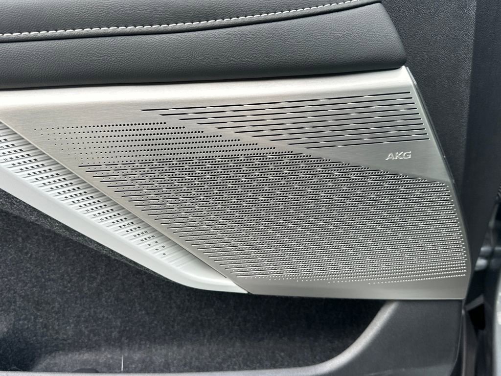 New 2026 Cadillac Optiq Sport 1 image 11