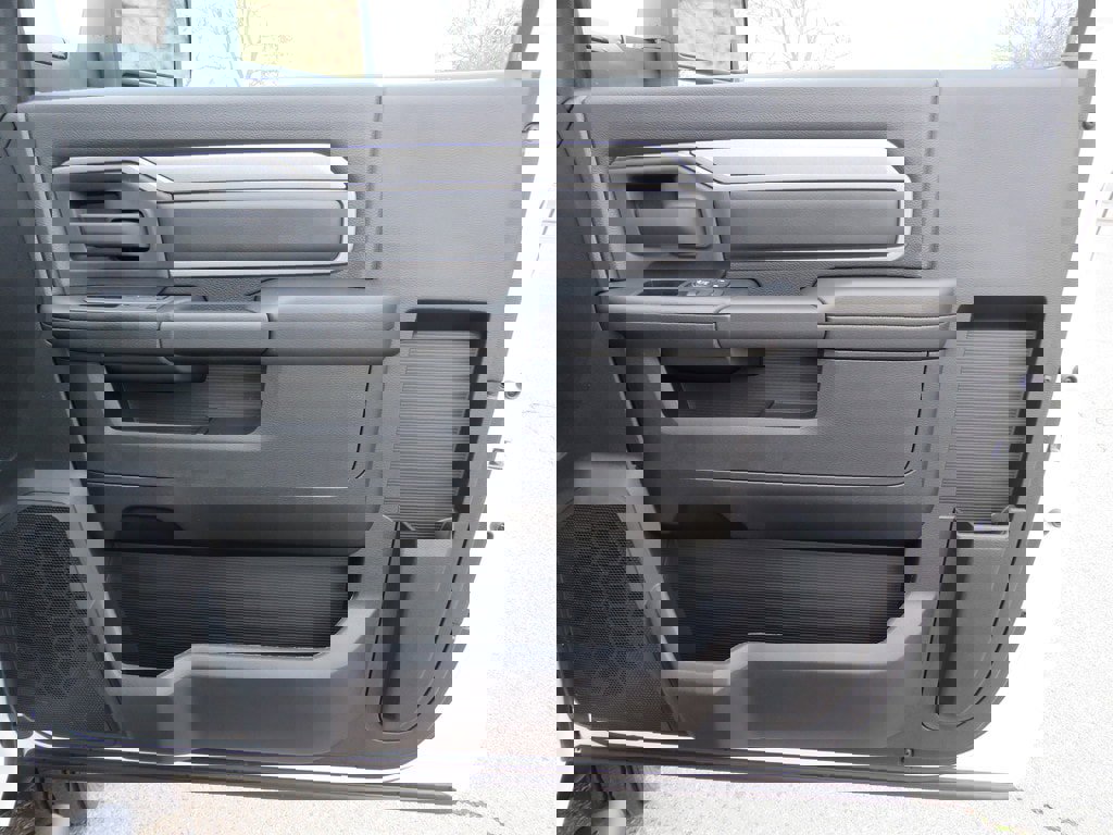 New 2023 RAM 4500 Tradesman image 24