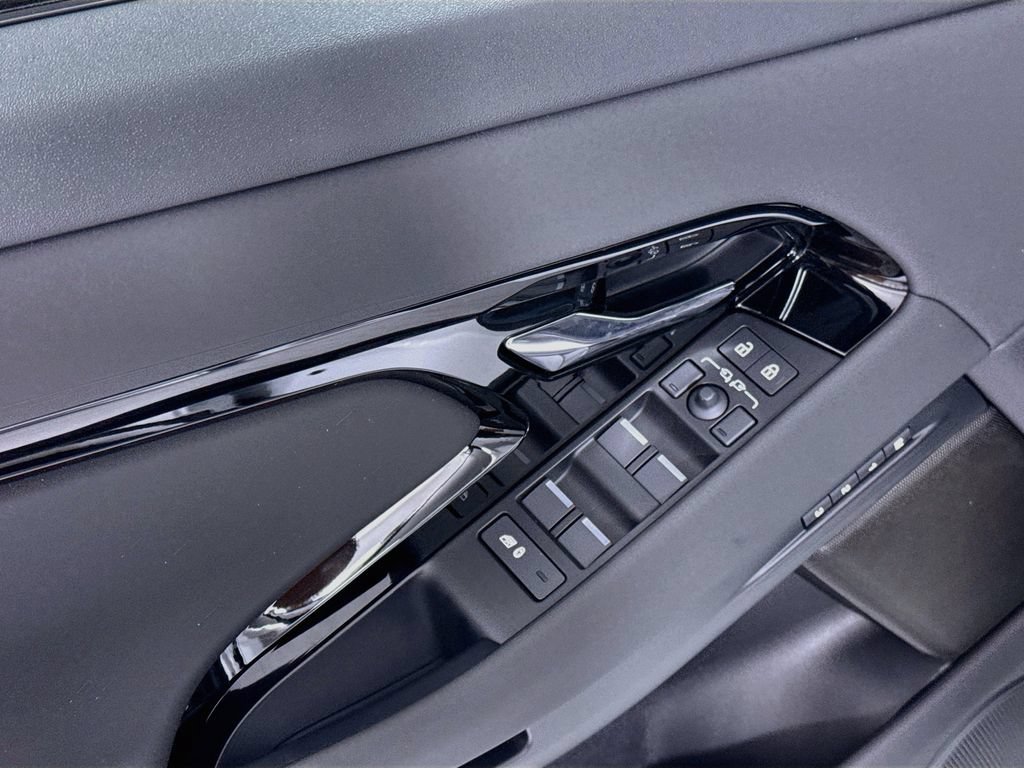 New 2026 Land Rover Range Rover Evoque Hoxton AWD/4WD image 25