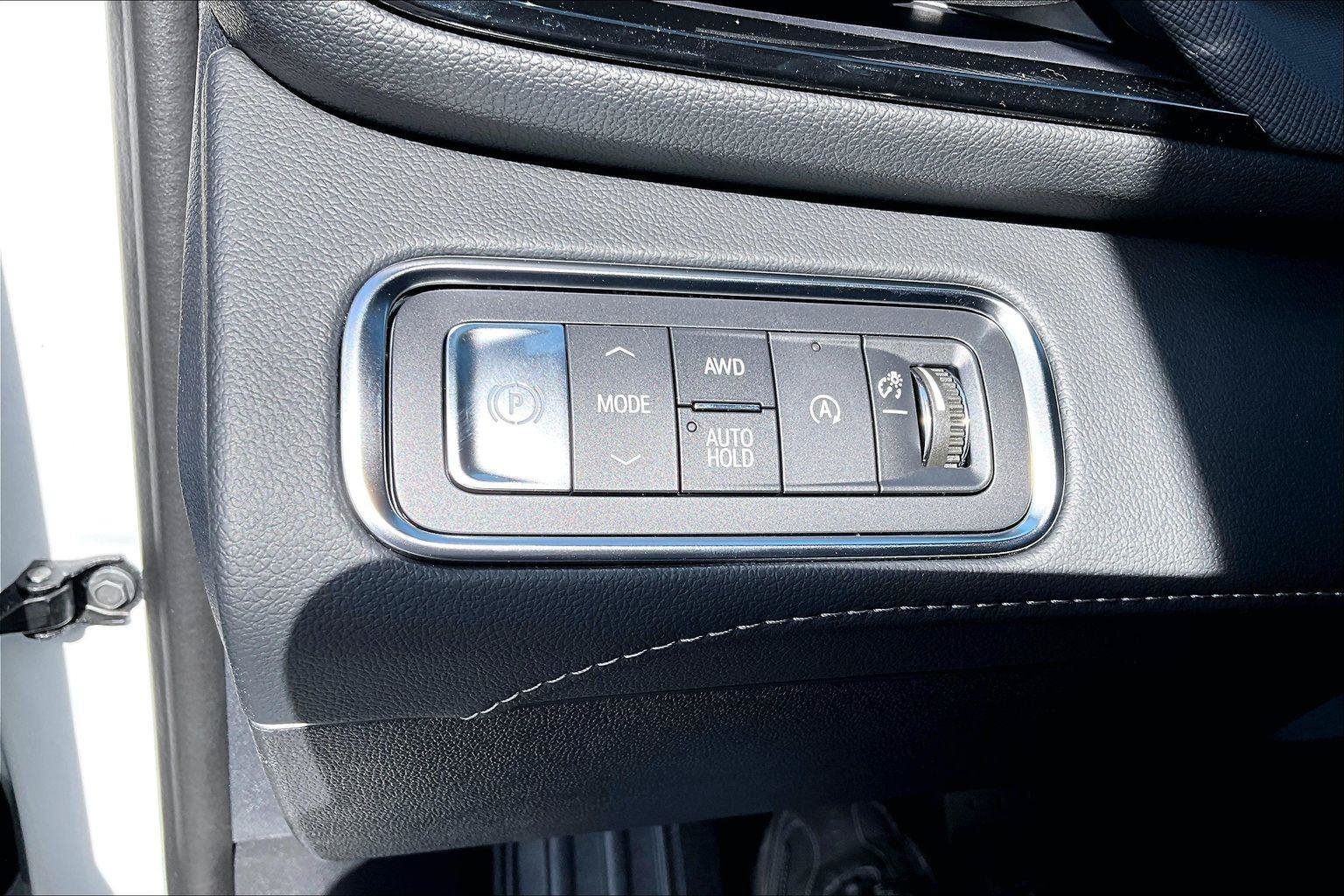 New 2026 Buick Enclave Sport Touring w/ Power Package AWD/4WD image 19