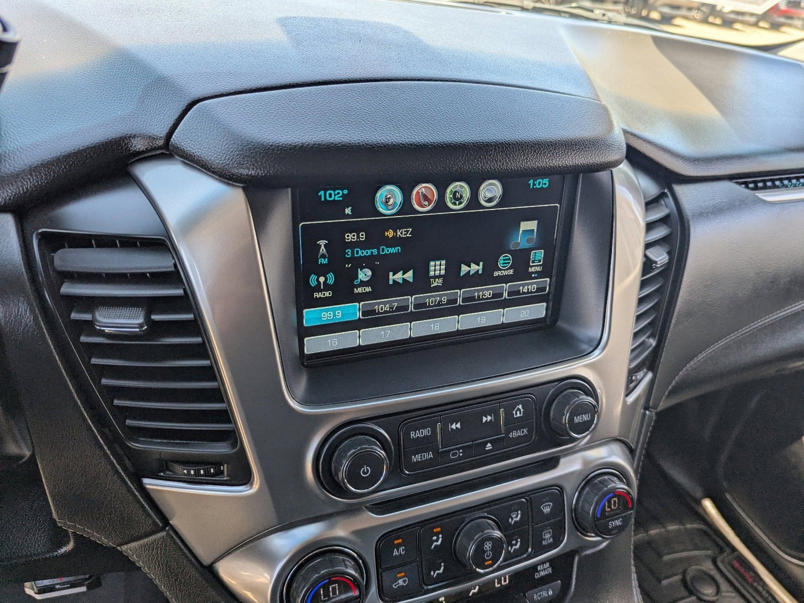 Used 2019 Chevrolet Tahoe LS AWD/4WD image 25