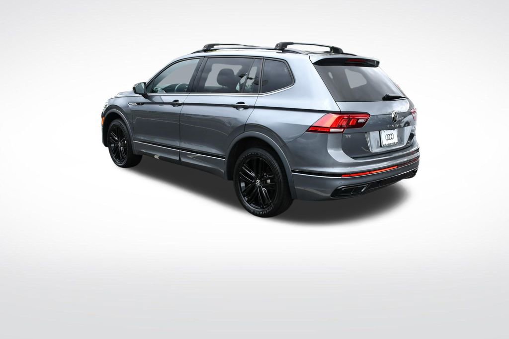 Used 2022 Volkswagen Tiguan SE R-Line AWD/4WD image 3