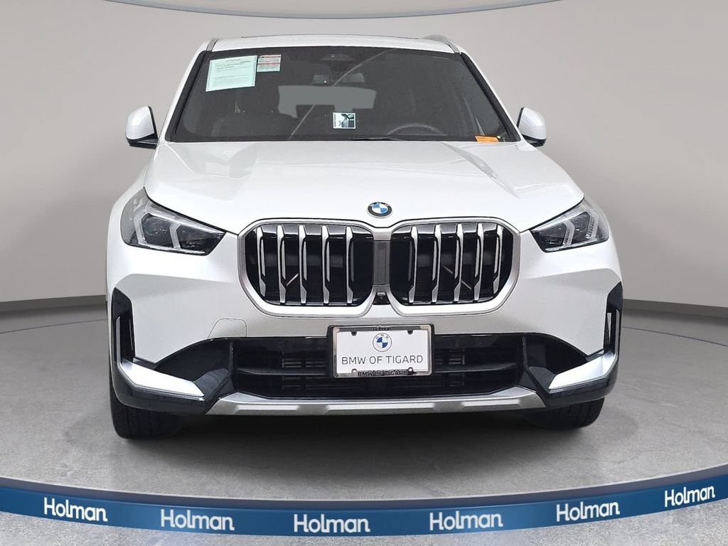 Used 2026 BMW X1 xDrive28i AWD/4WD image 3