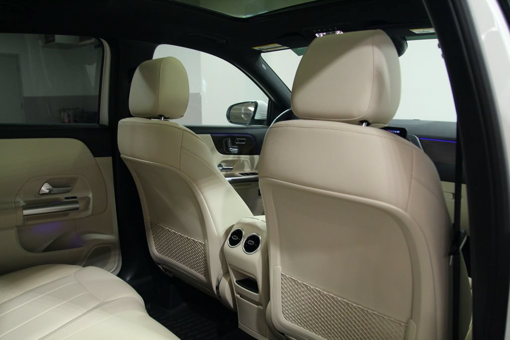Certified 2024 Mercedes-Benz GLA 250 4MATIC image 24