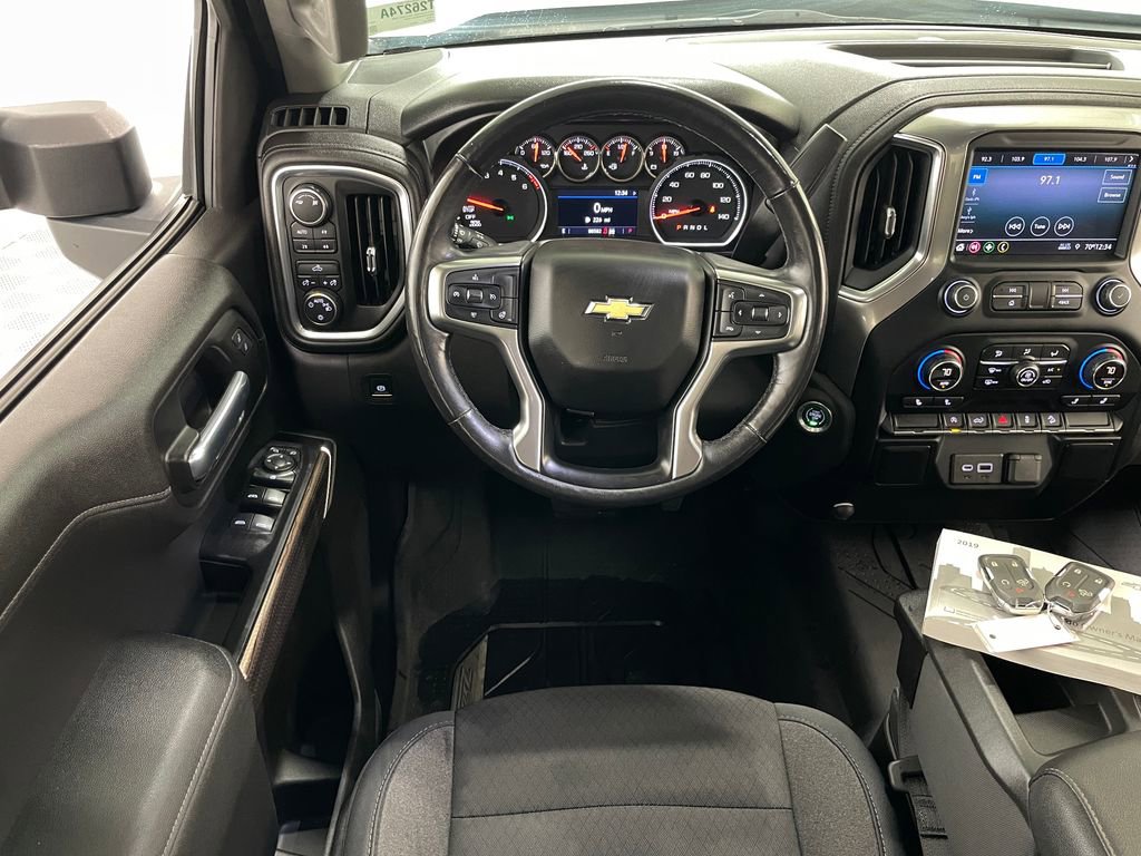 Certified 2019 Chevrolet Silverado 1500 LT w/ All-Star Edition image 21