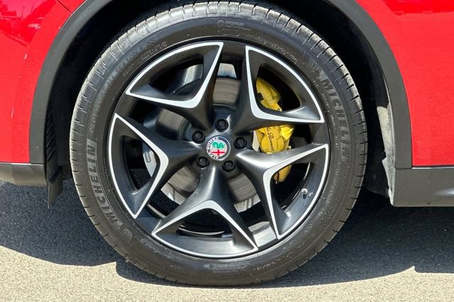 Used 2018 Alfa Romeo Stelvio Ti Sport AWD/4WD image 30