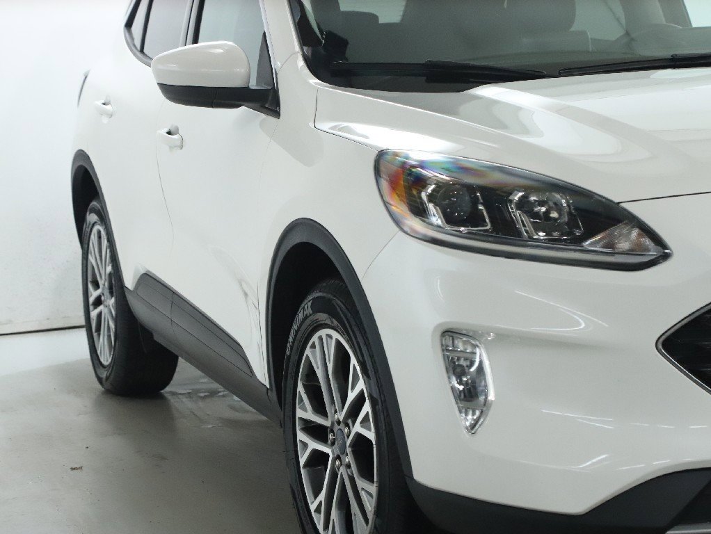 Used 2022 Ford Escape SEL image 9