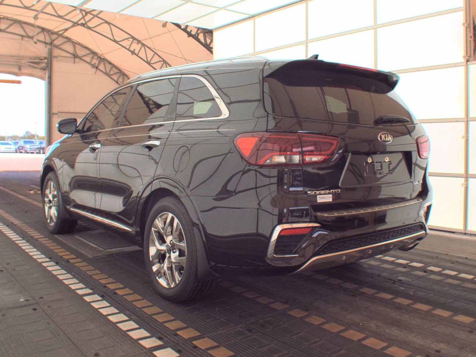 Used 2019 Kia Sorento SX FWD image 11