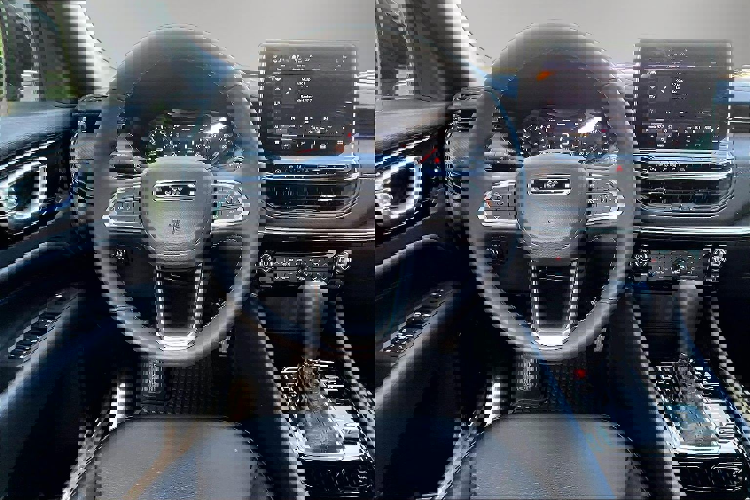 Used 2026 Jeep Compass Latitude w/ Quick Order Package 29K image 8