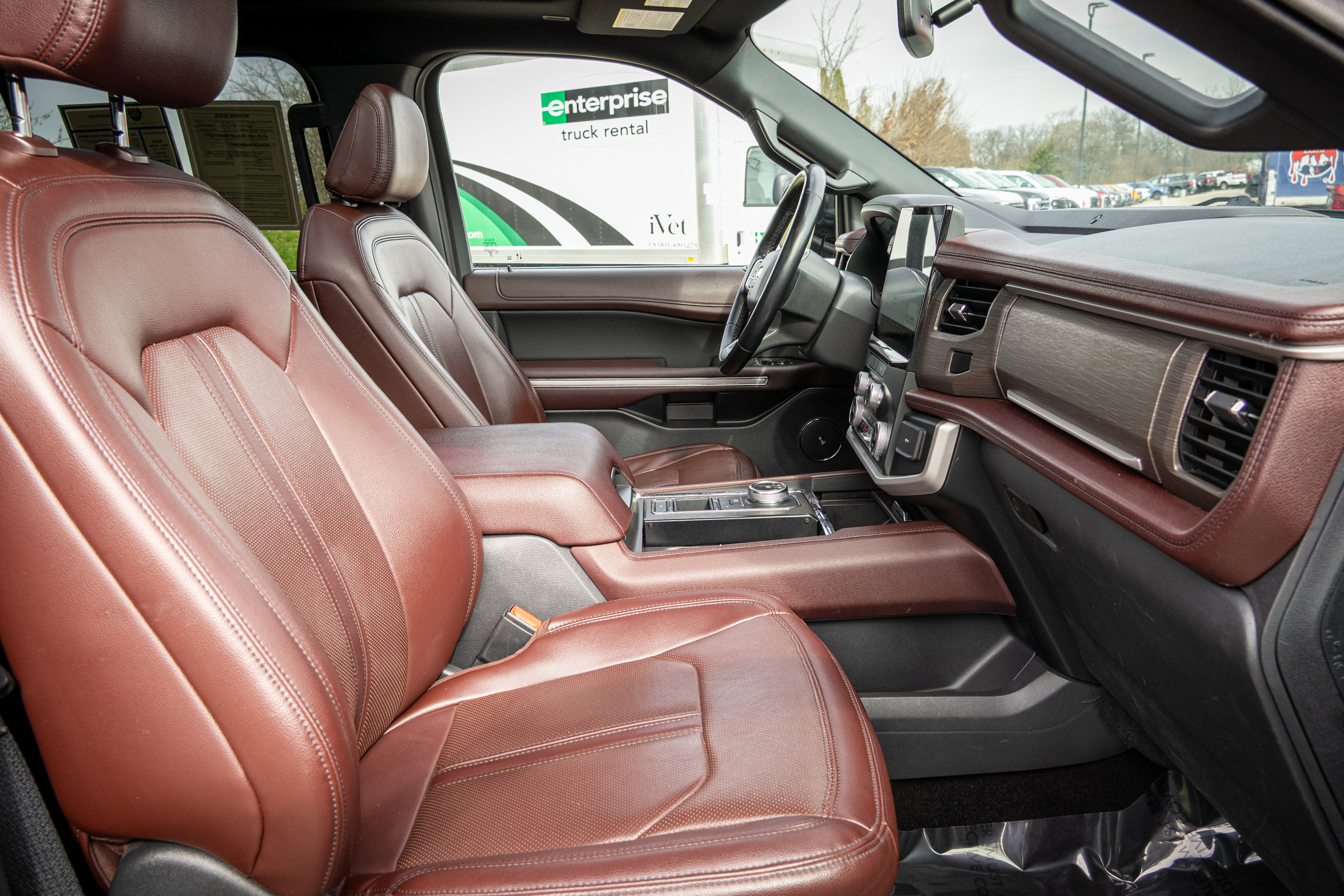 Used 2023 Ford Expedition Max Limited image 31