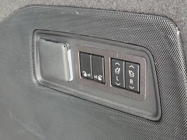 Used 2023 Cadillac Escalade Sport Platinum AWD/4WD image 9