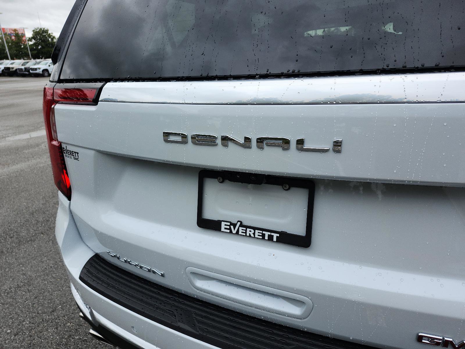 New 2026 GMC Yukon Denali image 4