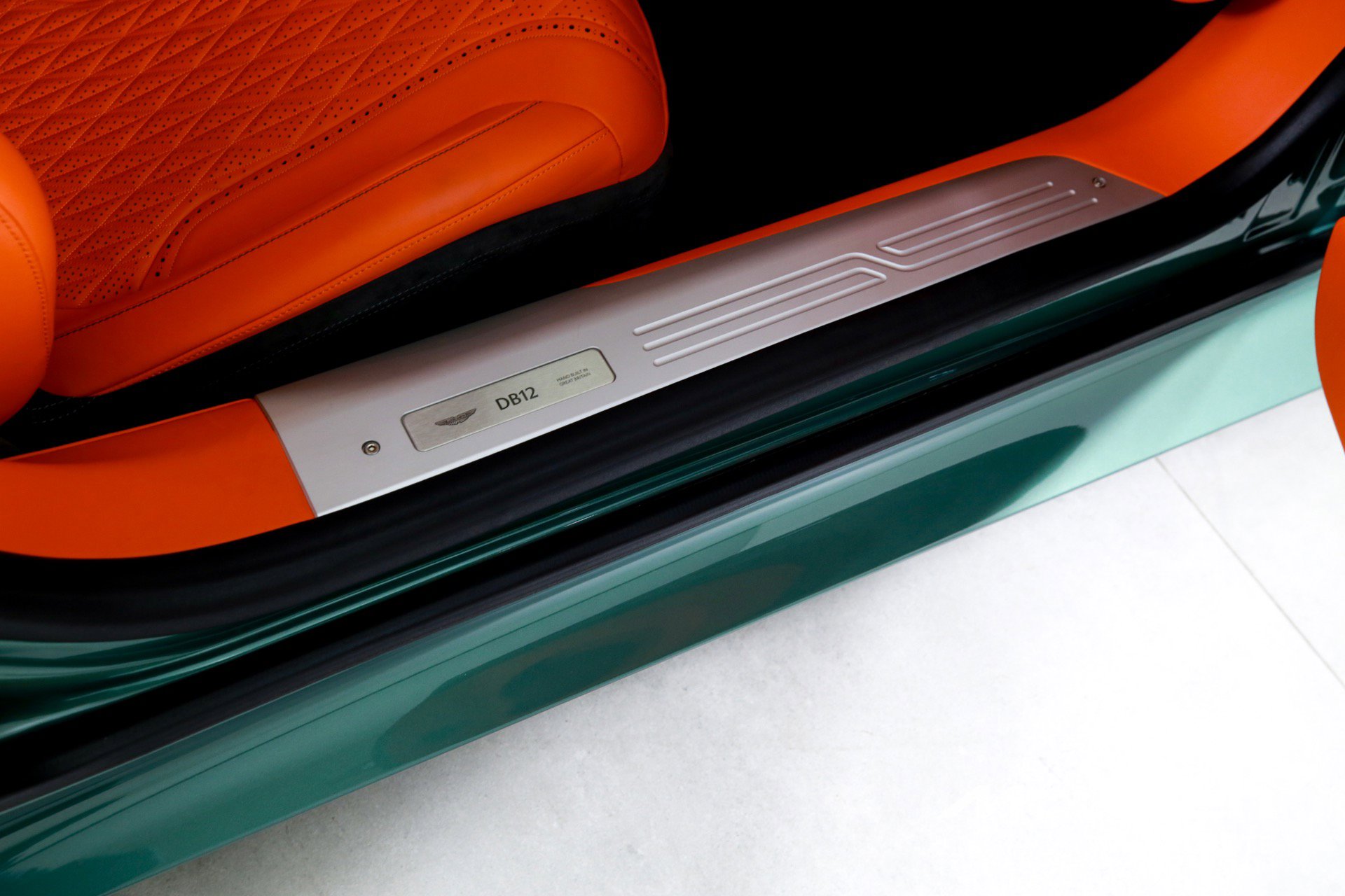 Used 2024 Aston Martin DB12 V8 image 23