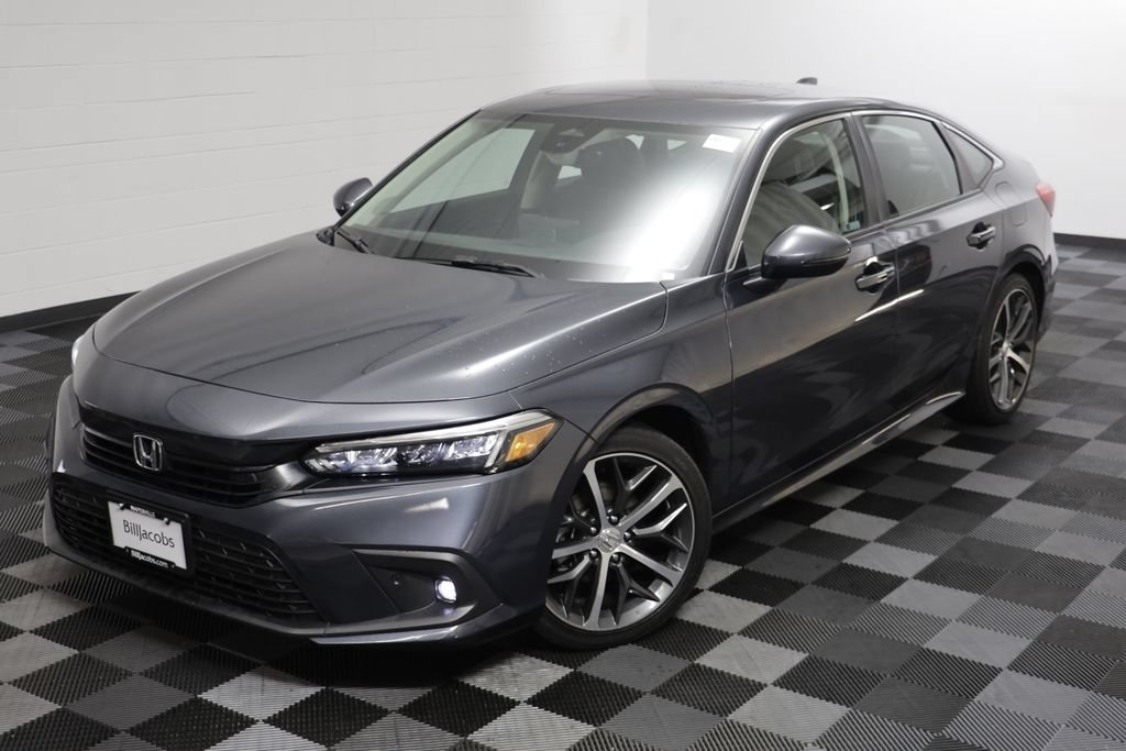 Used 2024 Honda Civic Touring image 2