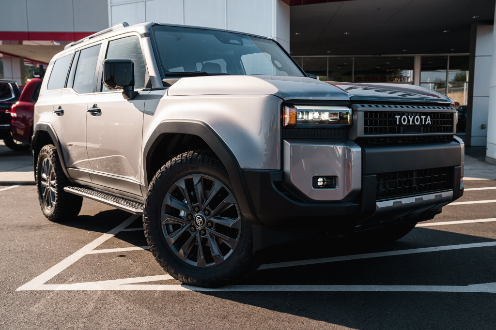 New 2027 Toyota Land Cruiser w/ Premium Package AWD/4WD image 1