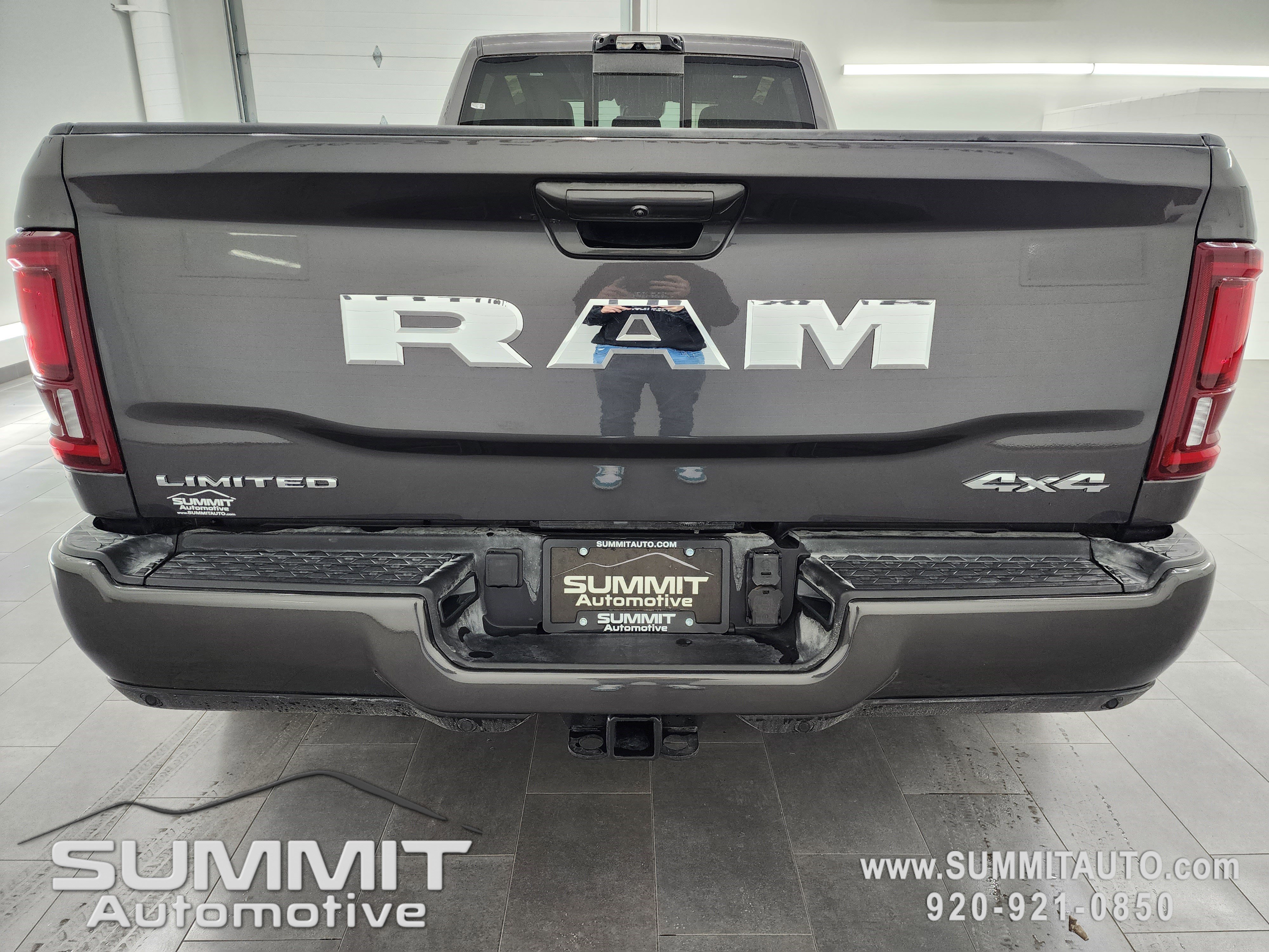 New 2026 RAM 3500 Limited image 31