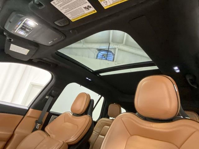 Used 2020 Lincoln Aviator Black Label w/ Dynamic Handling Package image 16