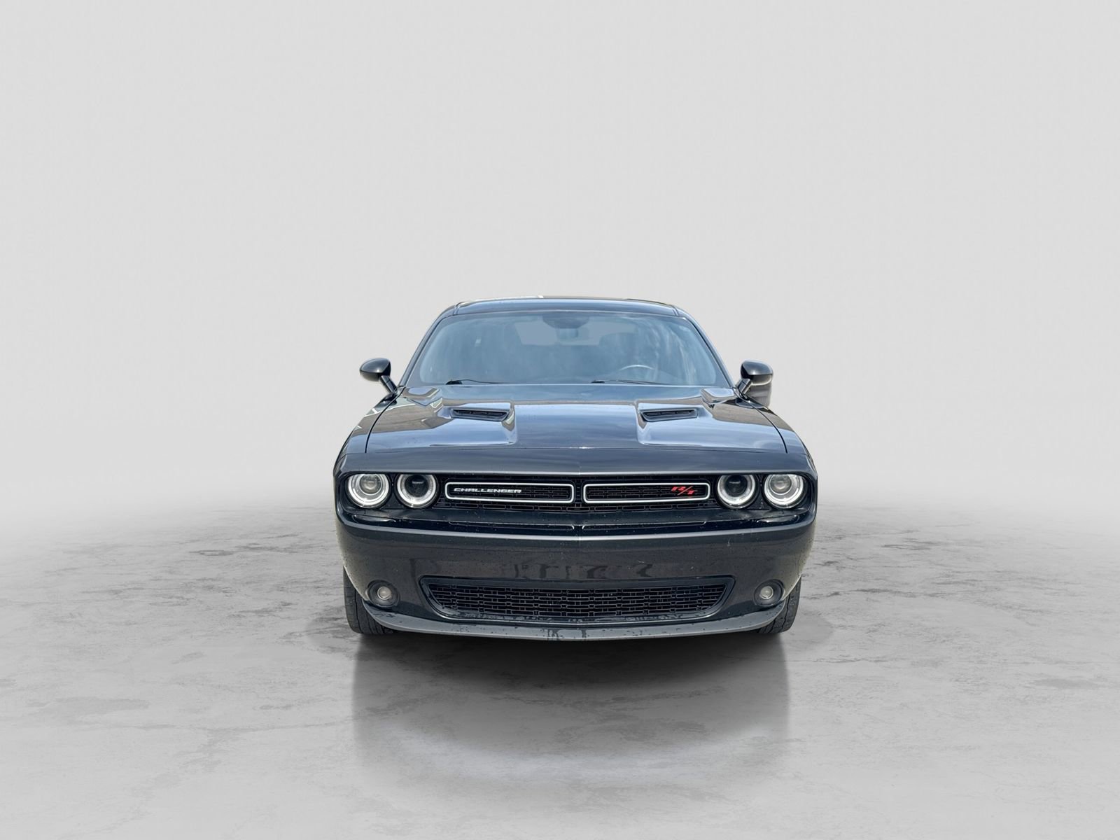 Used 2018 Dodge Challenger R/T w/ Driver Convenience Group RWD image 12