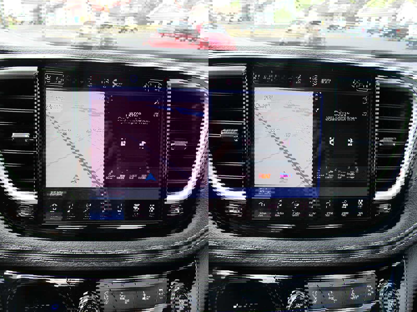 New 2026 Chrysler Pacifica Select FWD image 35