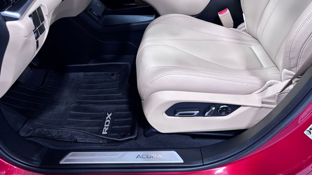 Used 2023 Acura RDX AWD image 11