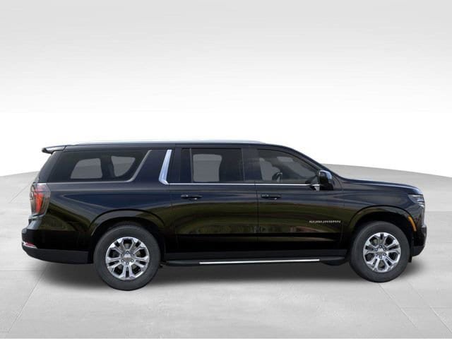 New 2026 Chevrolet Suburban LS AWD/4WD image 5