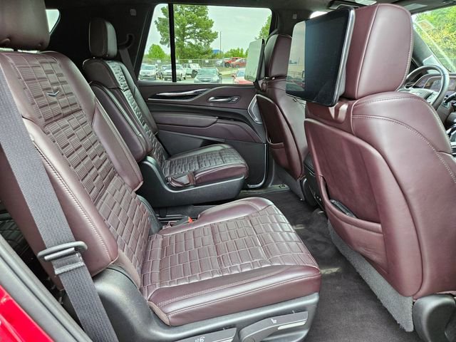 Certified 2022 Cadillac Escalade Premium Luxury Platinum w/ Heavy-Duty Trailer Package AWD/4WD image 19