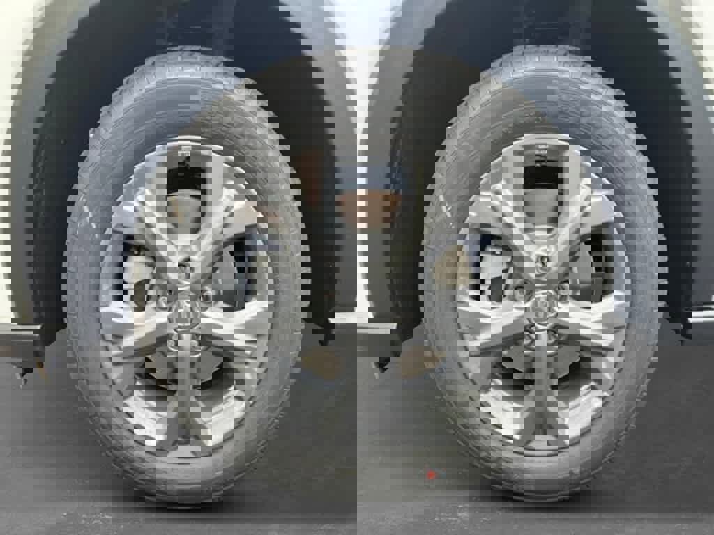 New 2026 Honda HR-V LX image 9