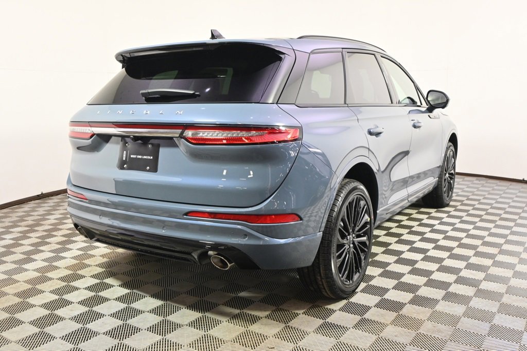 New 2026 Lincoln Corsair Reserve w/ Jet Appearance Package image 6