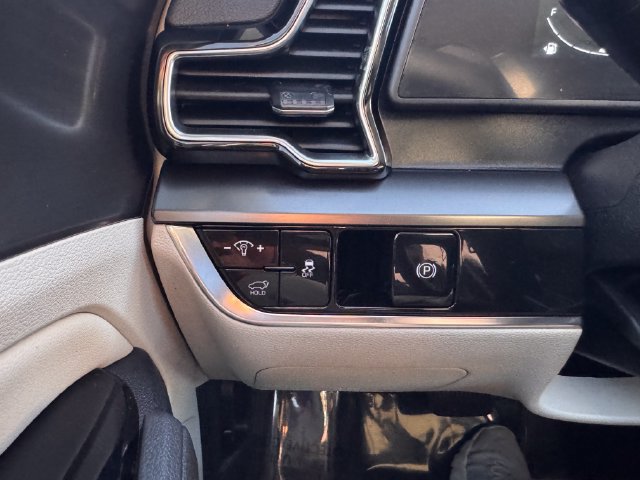 Used 2025 Kia Sportage EX w/ Premium Package AWD/4WD image 35