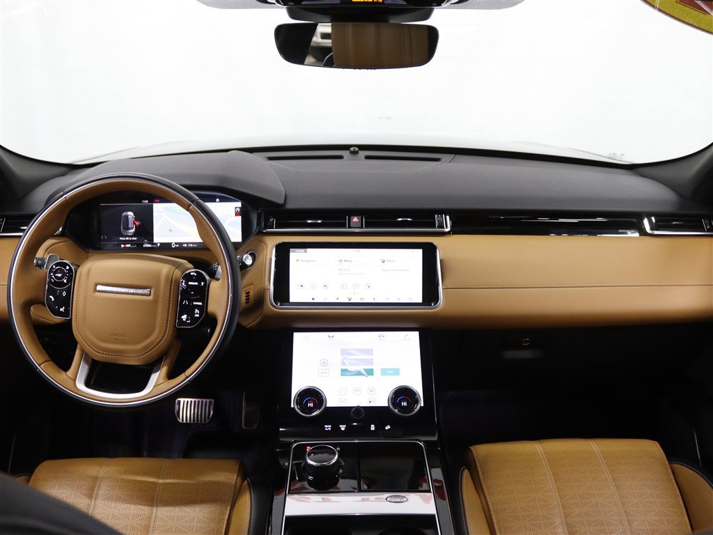 Used 2020 Land Rover Range Rover Velar R-Dynamic HSE image 18