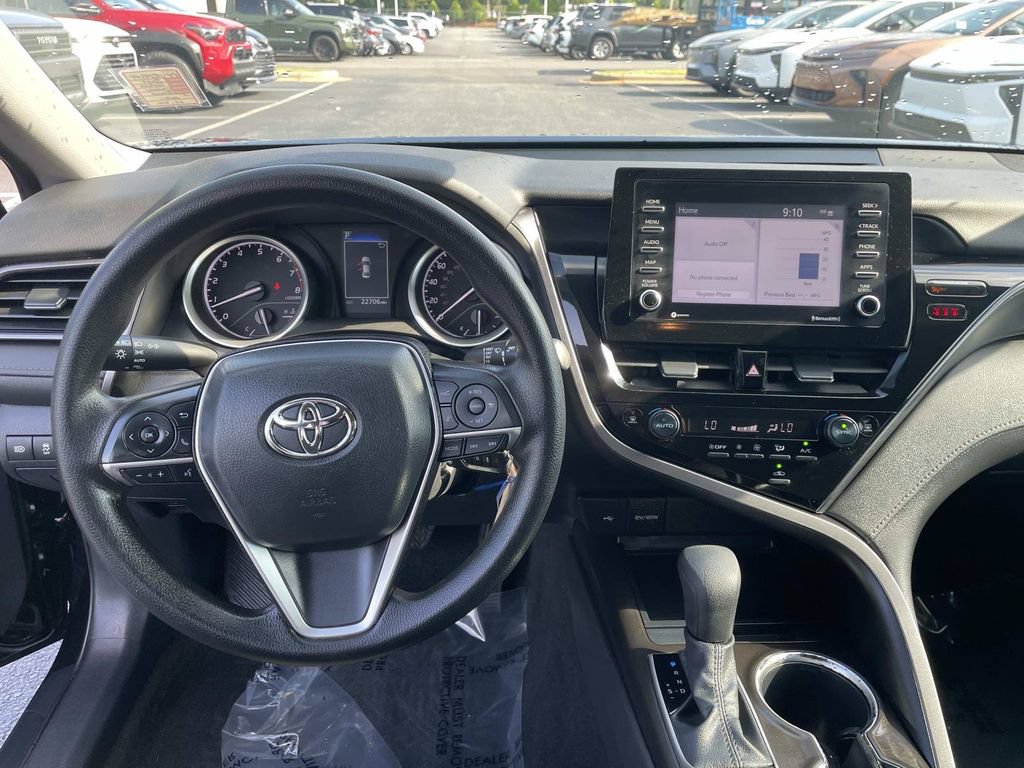 Used 2023 Toyota Camry LE FWD image 17